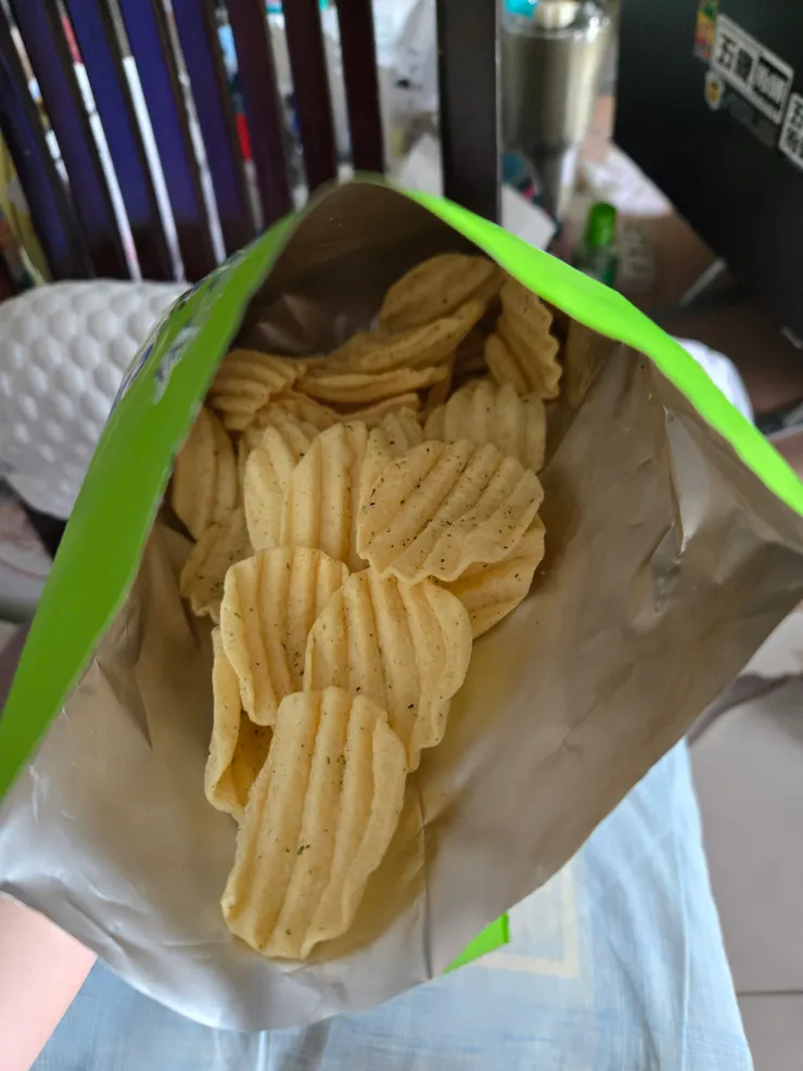 洋芋片通病買空氣不意外
