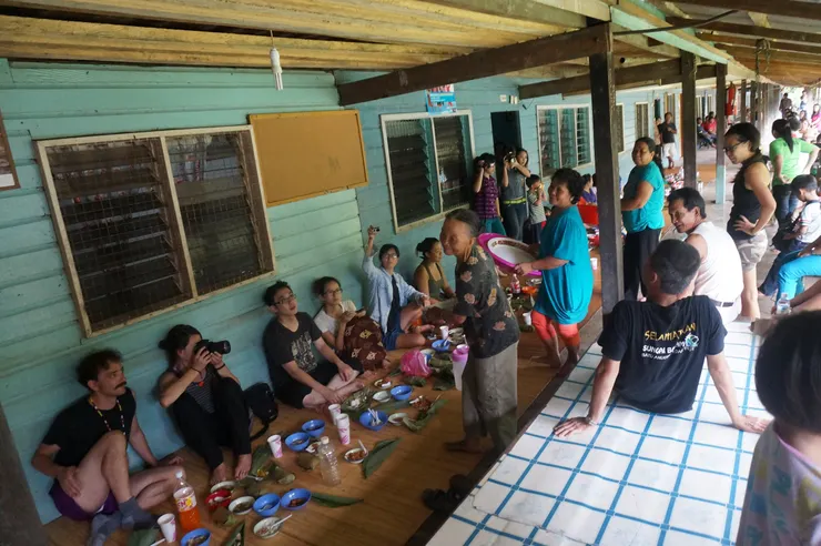 聖誕節的長廊，從沒停止過熱鬧與歡樂。