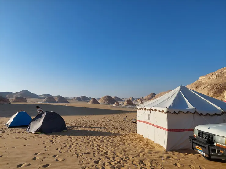 小睡帳一般不會離大帳(嚮導助理睡的)太遠。