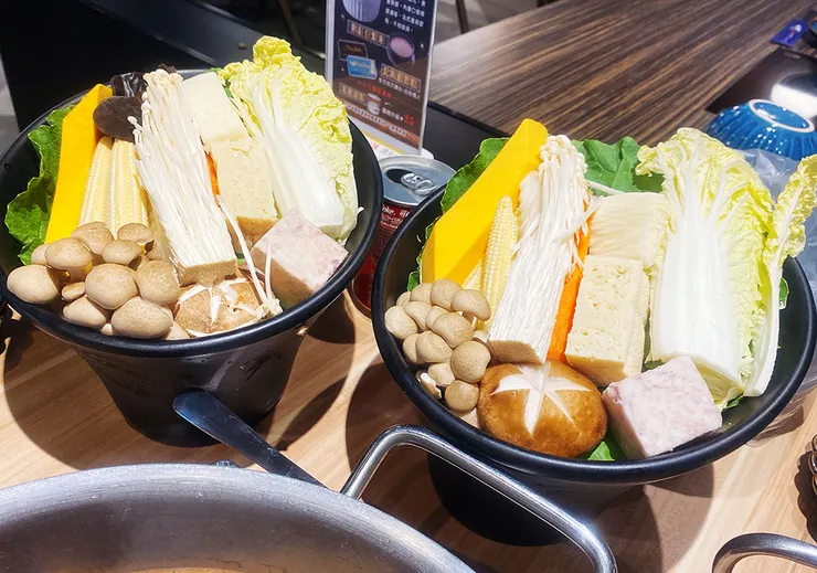  新莊火鍋推薦│大魔大滿足鍋物（新莊店）
