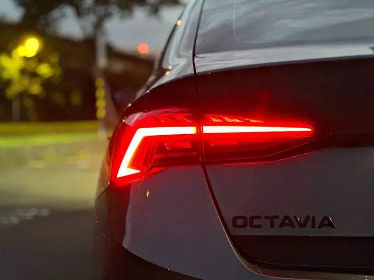 LED動畫迎賓尾燈