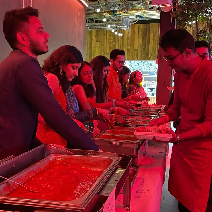 印度料理自助餐，有印度咖哩等等，都非常好吃！