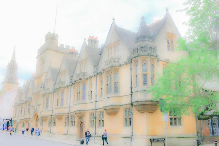 牛津高街上一景