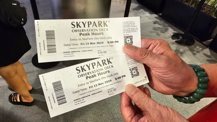 金沙酒店空中花園的門票!成人36元新幣!老人32元新幣!