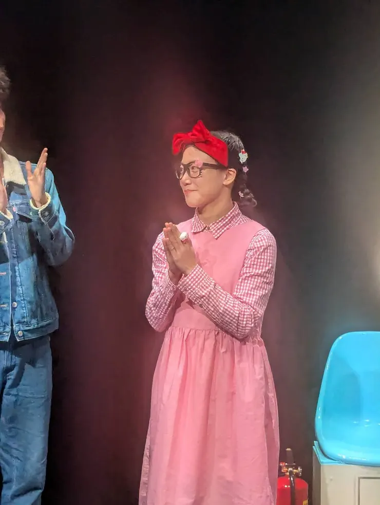 謝幕時的林方方（表演藝術工作者、創作者）