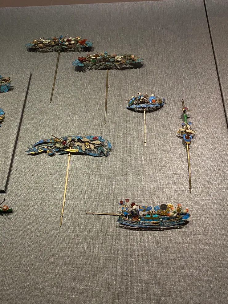 點翠，殘忍的取翠過程，乾隆後禁用