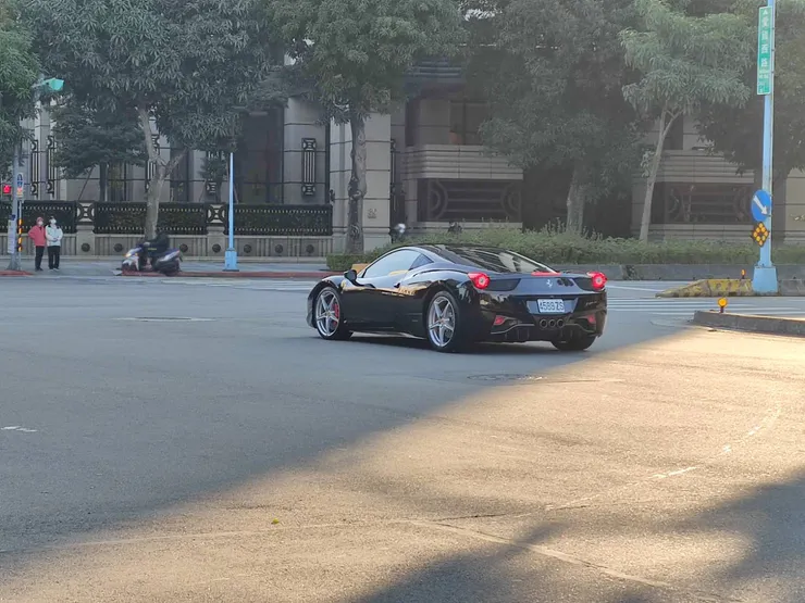 愛國西路博愛路口,黎二海常經過的地方