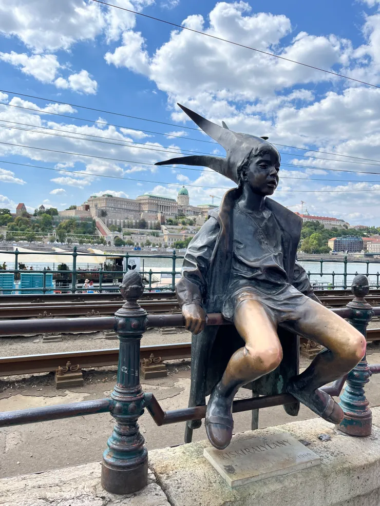 河岸小王子的雕像