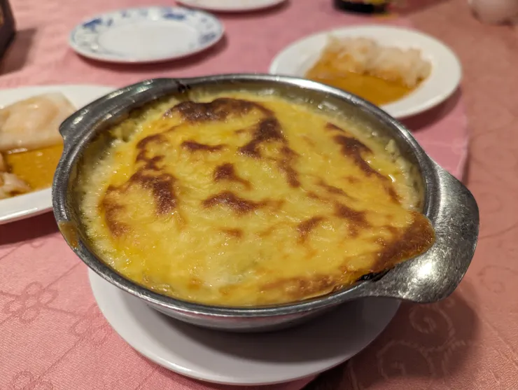 起士焗白菜表面烤的還不錯