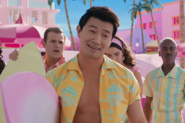 我個人認為裡面的肯尼都演得滿噁心的(肯定意味)