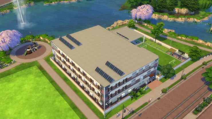 學校對著湖和河流，很有大自然氣息。