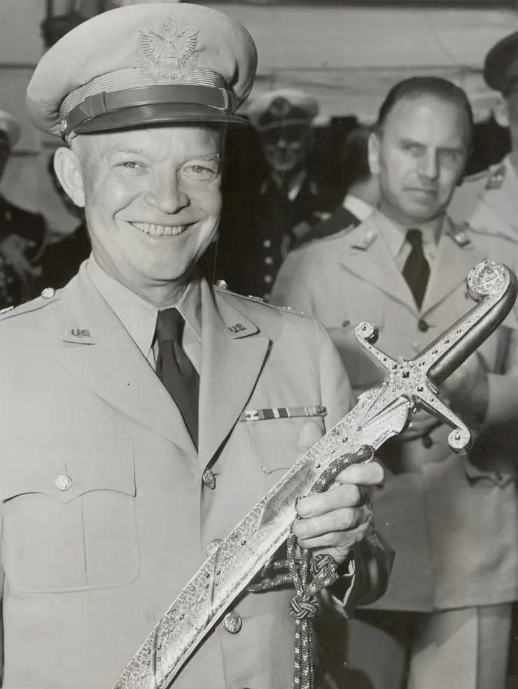 艾森豪總統擁有的其中一把劍,被川普政府的官員列在用來當作外交禮物贈送的候選名單之一