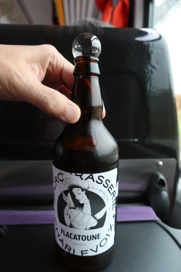 列車上販售的啤酒,讚!