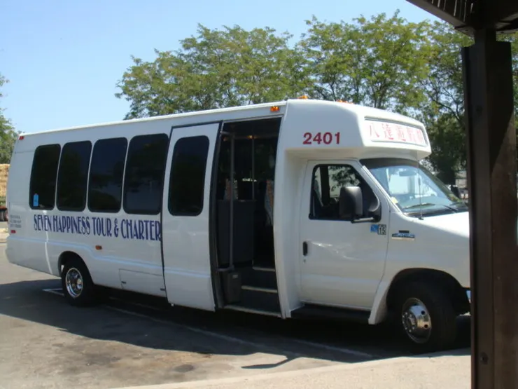 優勝美地 跟團小巴士