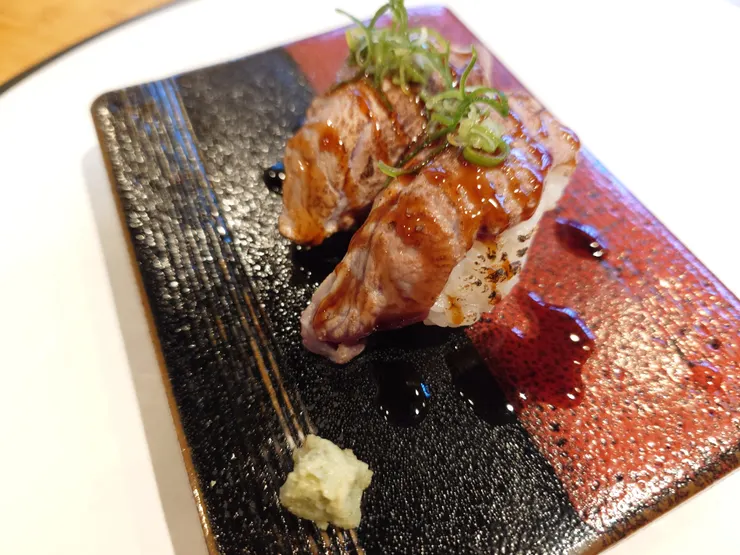 薄片炙燒京鴨鴨胸壽司