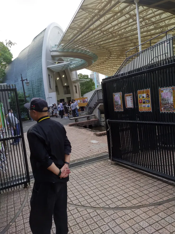 似乎是各種地下樂團、歌手的音樂祭