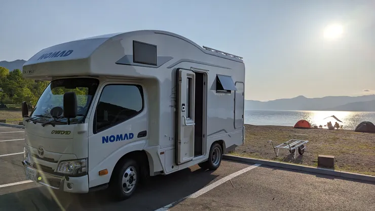 今晚的營地在支芴湖畔