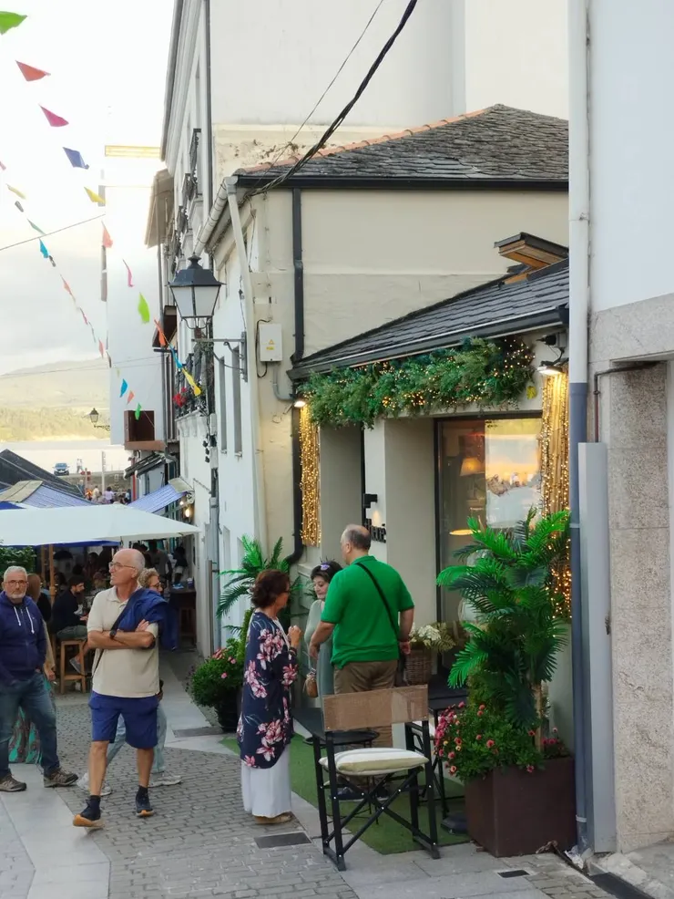 約10分鐘車程的Foz