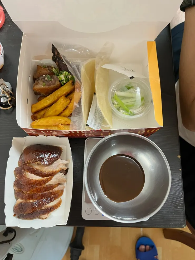 來茲烤鴨的片鴨個人餐。