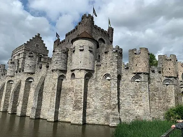 300天環遊世界之旅:第二站比例時三日遊