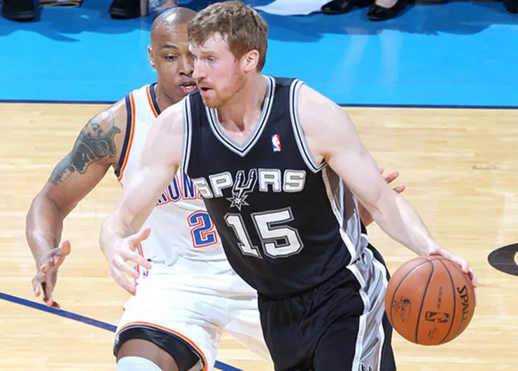 他不是主角，卻在關鍵時刻劃出勝利的軌跡。