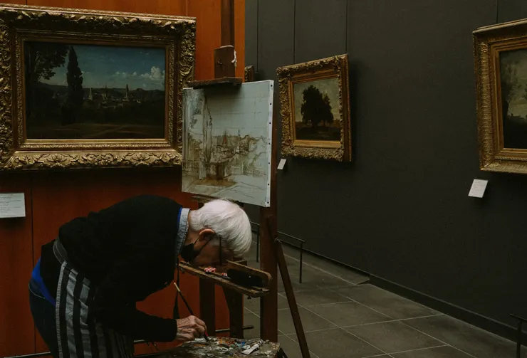 最喜歡歐洲美術館會有臨摹畫作的人出現