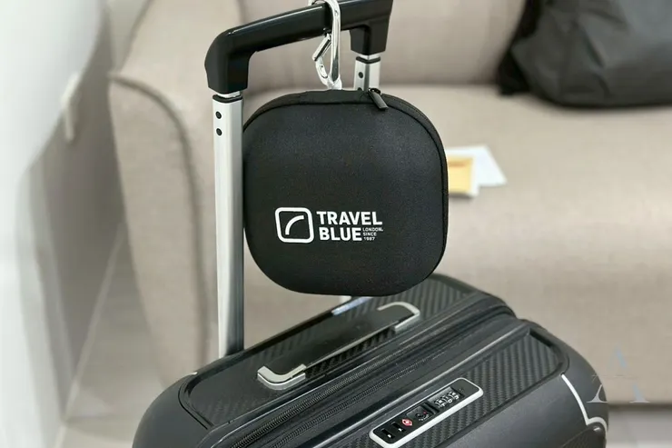 旅行頸枕推薦｜高鐵通勤＋飛機長途實測 Travel Blue