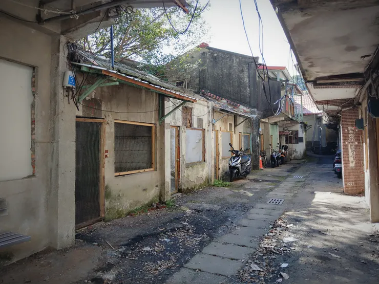 煥民新村的房舍狹窄，每間僅約4坪（拍攝日期：2018.12）