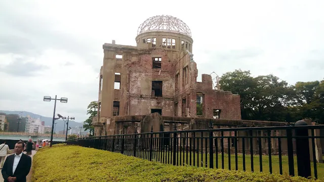 廣島平和紀念公園與原爆圓頂館遺跡