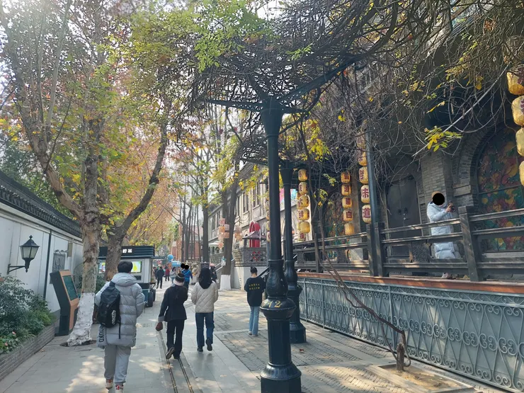 總統府旁的南京1912街區步行街