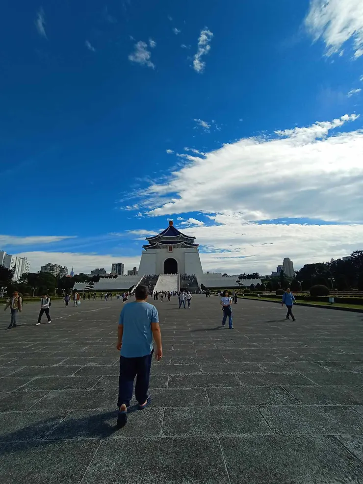 跟著筋哥走  前途或許有