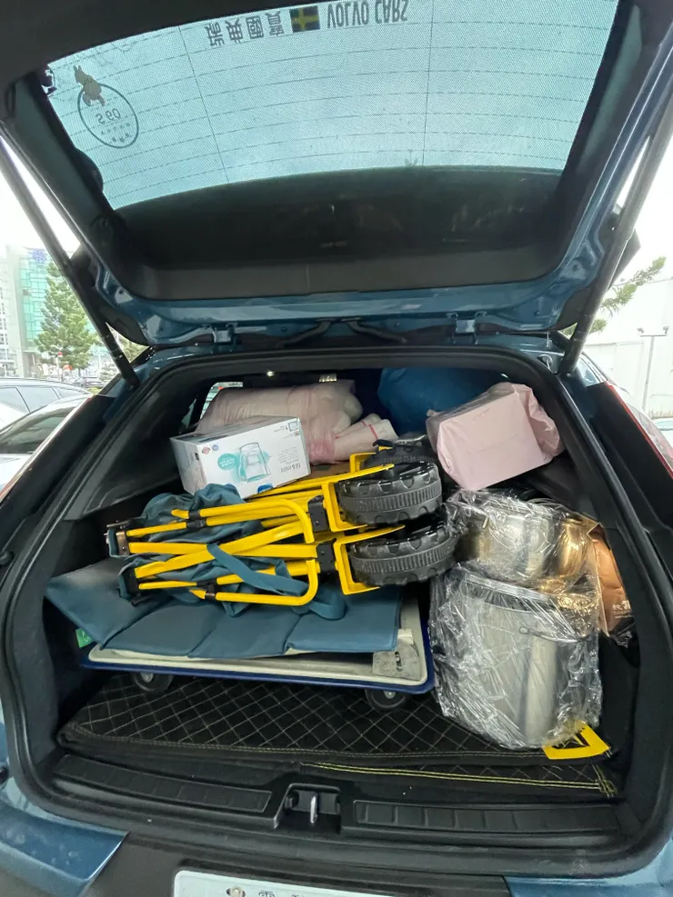 有看到文章開頭那台寵物專車嗎?