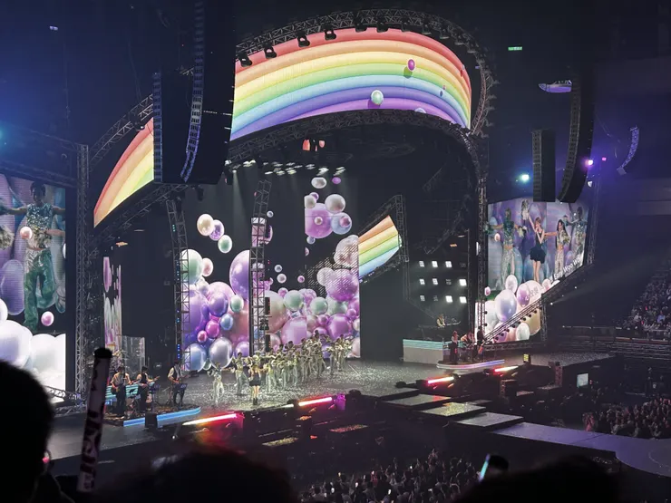 演唱彩虹的微笑