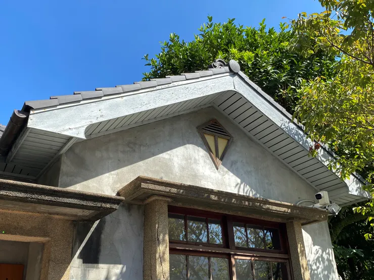 文山公民會館，菱形通氣窗