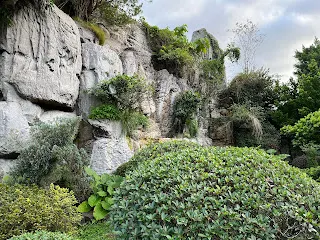 越大的願望，通常會帶來越大的負面思想。沒錯，就算知道這一點，也不能阻止許大願望的腳步。因此，透過練習來讓願望實現的機率變高，也同時能夠調整自己的思想，不會忽然落入越來越沒自信的地步。