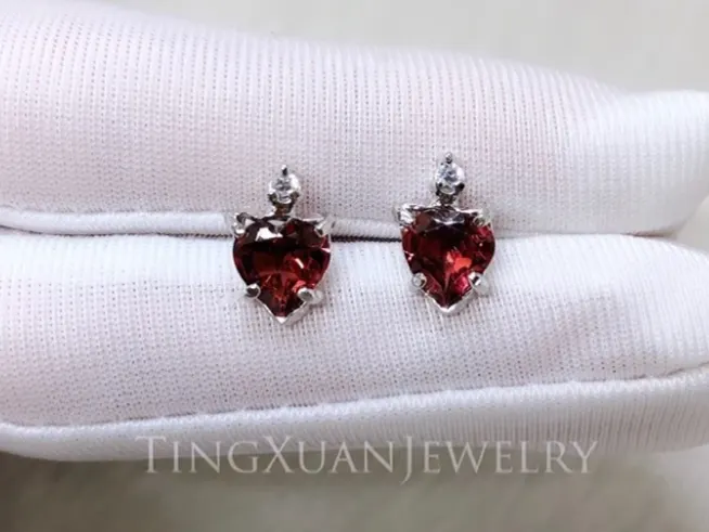 TXJ紅色尖晶耳環客戶訂製款