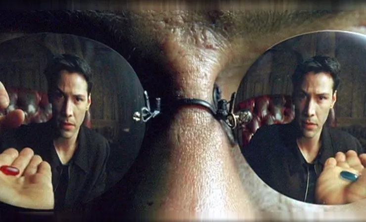 《駭客任務》奇洛李維斯演的Neo選擇紅色藥丸和藍色藥丸