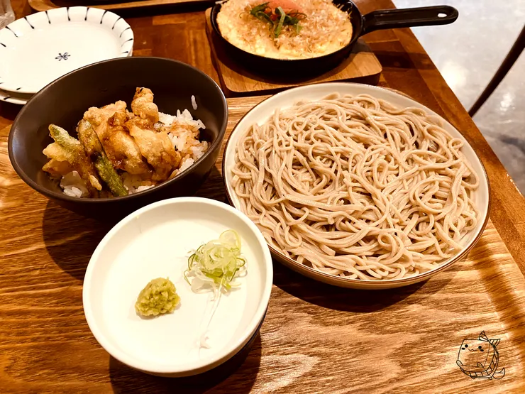 路邊小店的蕎麥麵與丼飯
