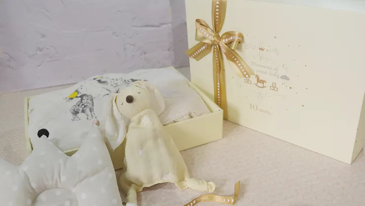10mois獨家設計打造最具質感的包裝，為心意添加溫暖。