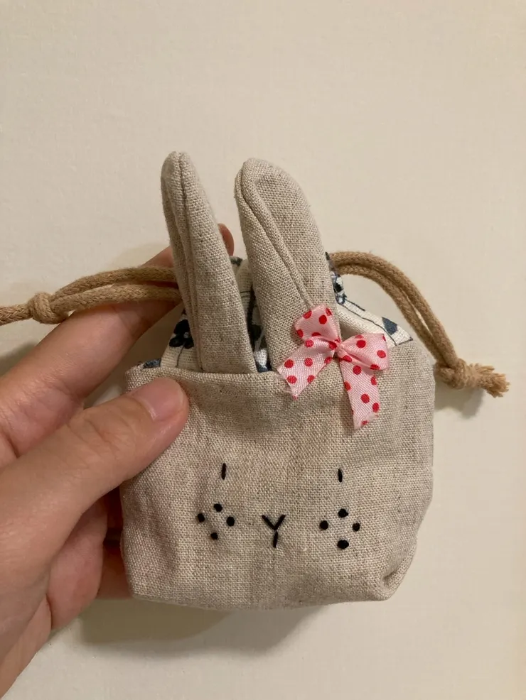 稍微改了版型,變成正方臉兔兔(笑)!