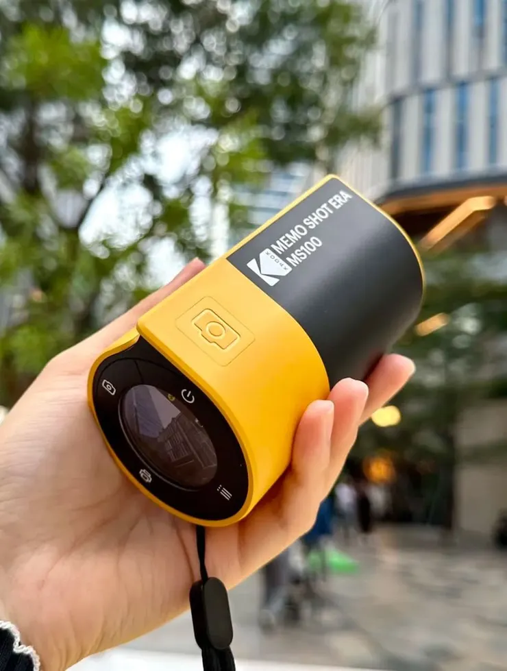 造型超可愛的一台相機