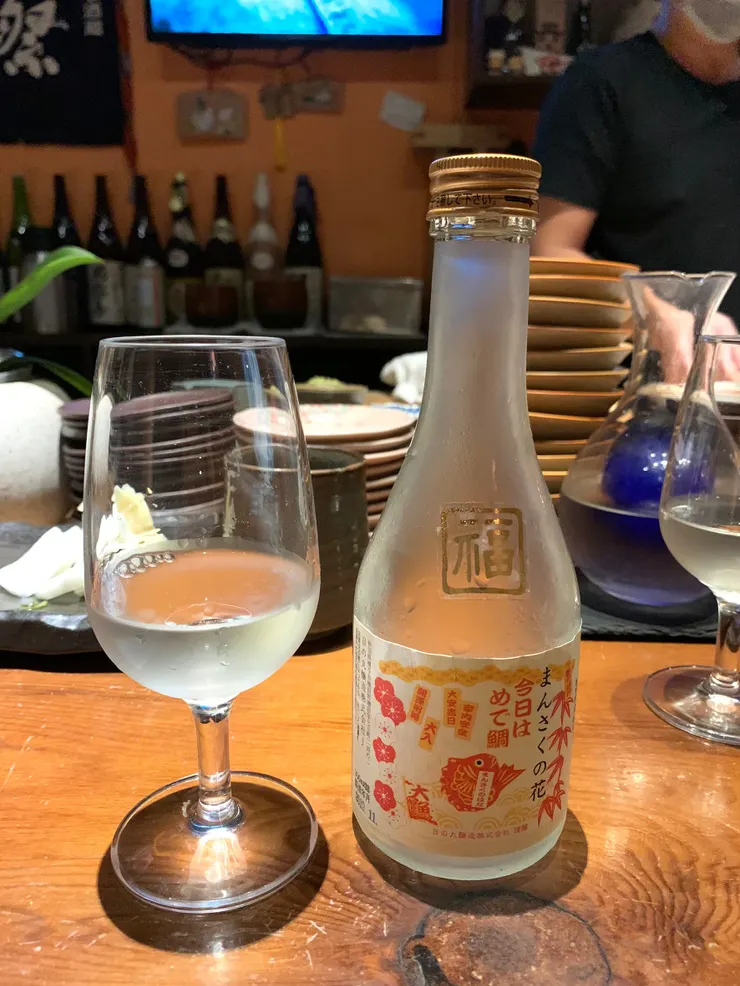 威提醒:飲酒後請勿酒駕,未滿18歲者禁止飲酒唷