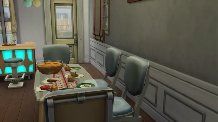 坐下來慢慢吃吧。這些餐椅有墊子。