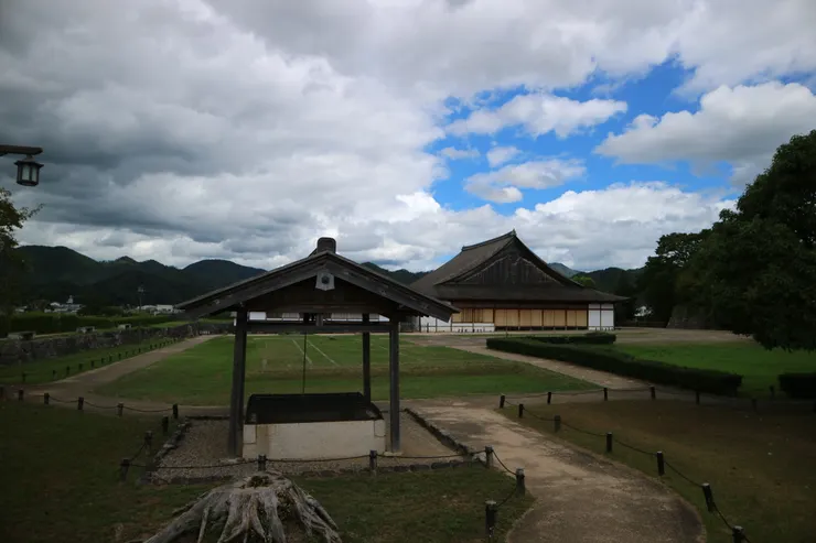 主要的篠山城已不復見，目前只剩精美大書院