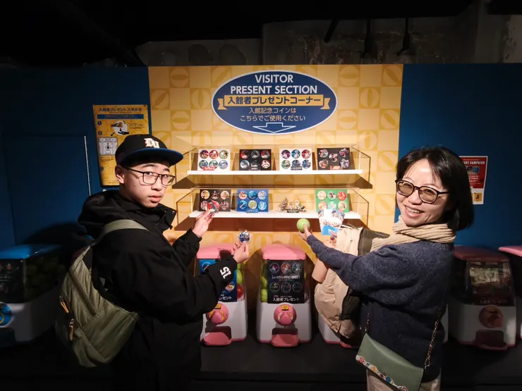 進入海洋堂模型館可以免費扭蛋喔