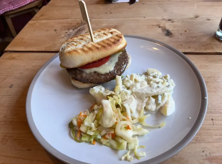 漢堡意外的好吃