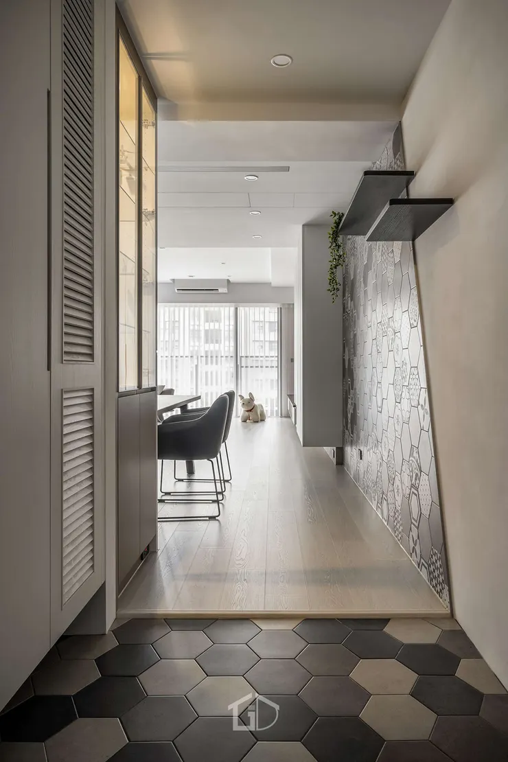 矩設計｜墨走｜玄關