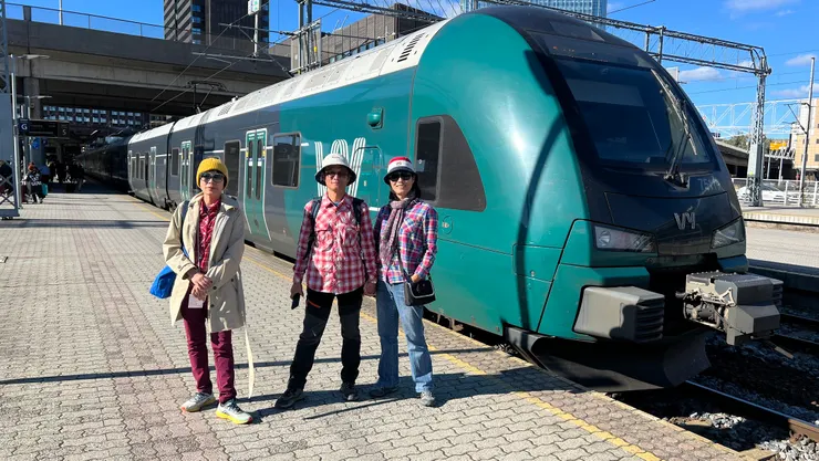 從機場搭挪威國鐵往市區