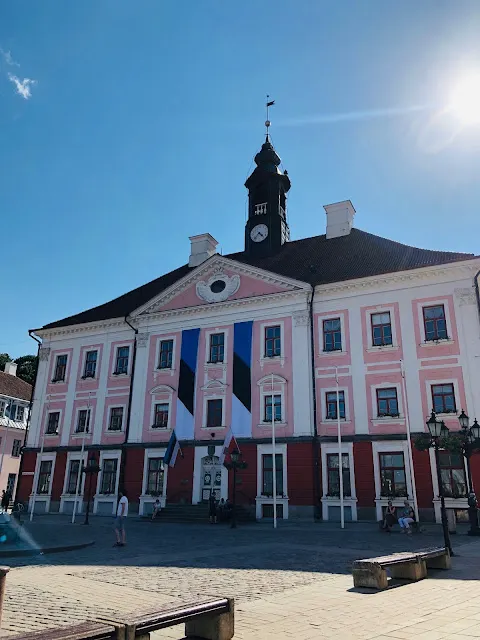 塔樓上的鐘聲每天都會響起