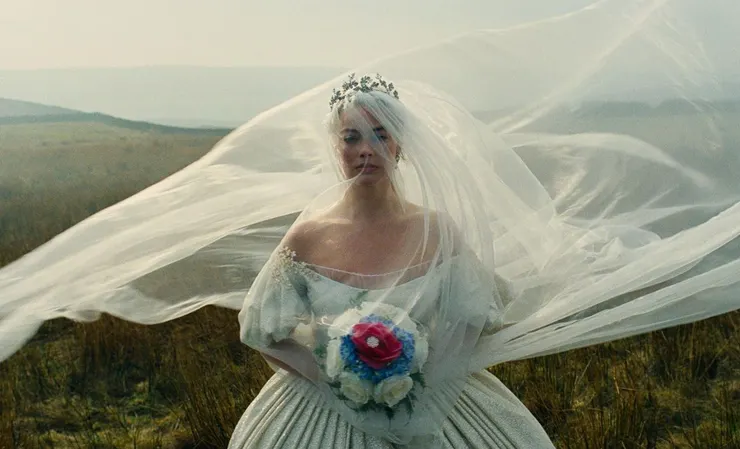 《"咆哮山莊"》電影劇照，華納兄弟影業。